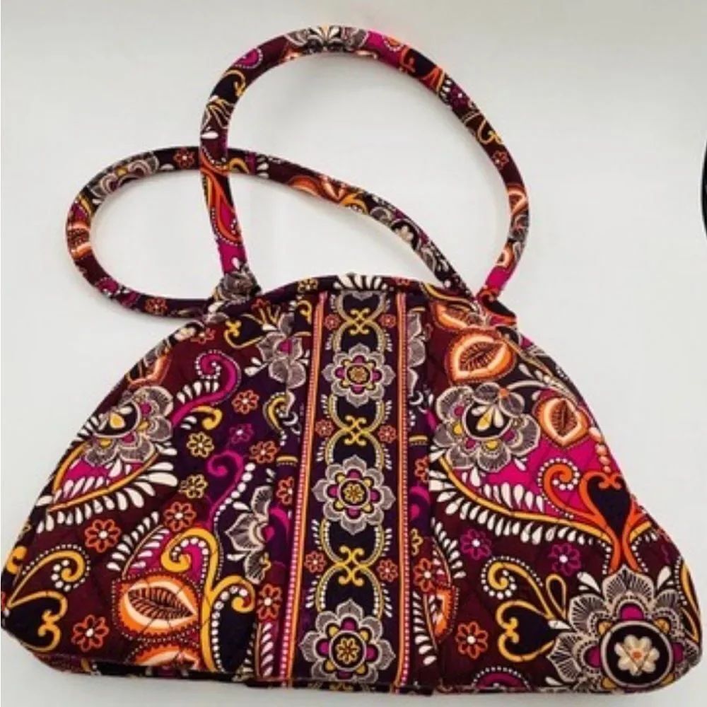 Vera Bradley Safari Sunset Shoulder Bag(Pattern Retired Fall 2-11) EUC